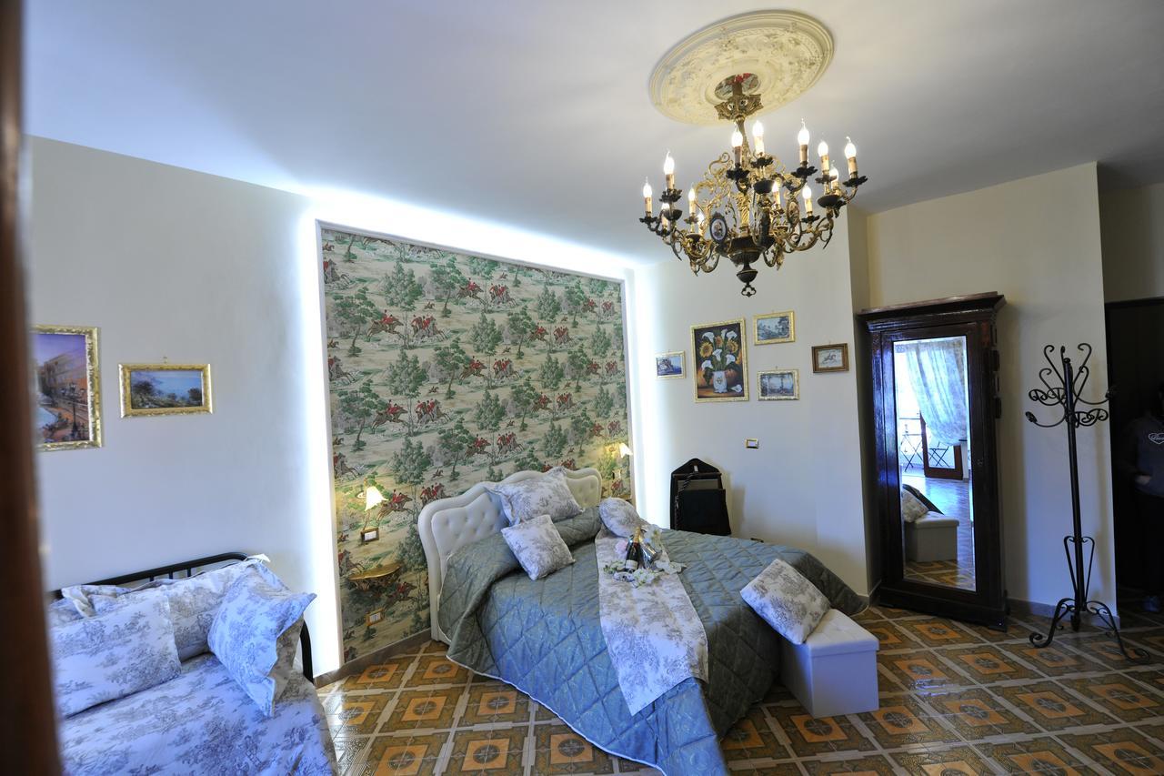 B&B Le Cycas カステッランマーレ・ディ・スタービア エクステリア 写真